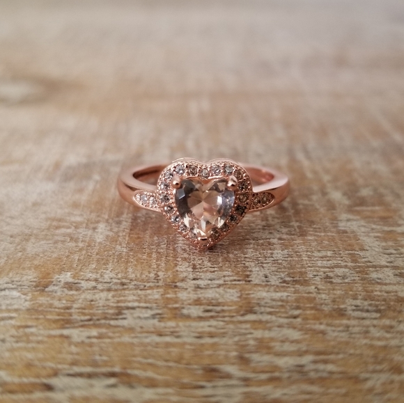 Morganite Sweetheart 14kt Rose Gold Ring - Picture 2 of 5